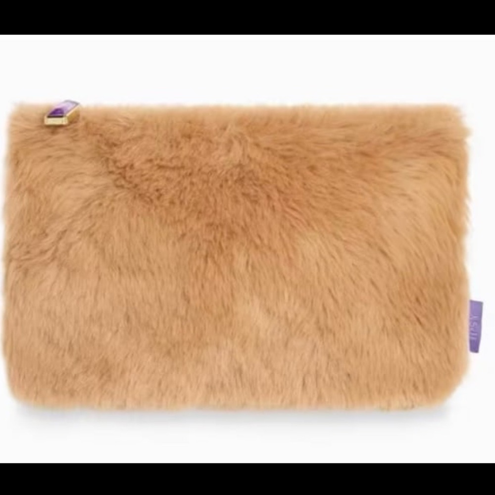 💙 4/$20 Ipsy Tan Faux Fur Cosmetics Bag